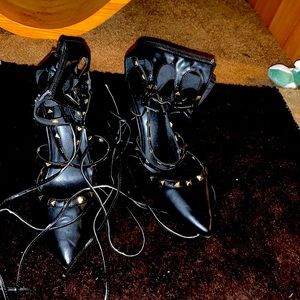 Black lAce up heels